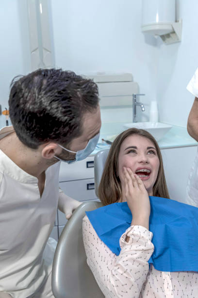Best Urgent Tooth Repair  in Horizon City, TX